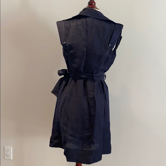 Chic and Classy navy blue dress - Picture 3 of 9